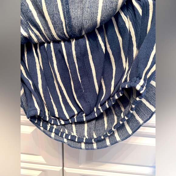 EUC - Flowy crop top - Picture 2 of 2